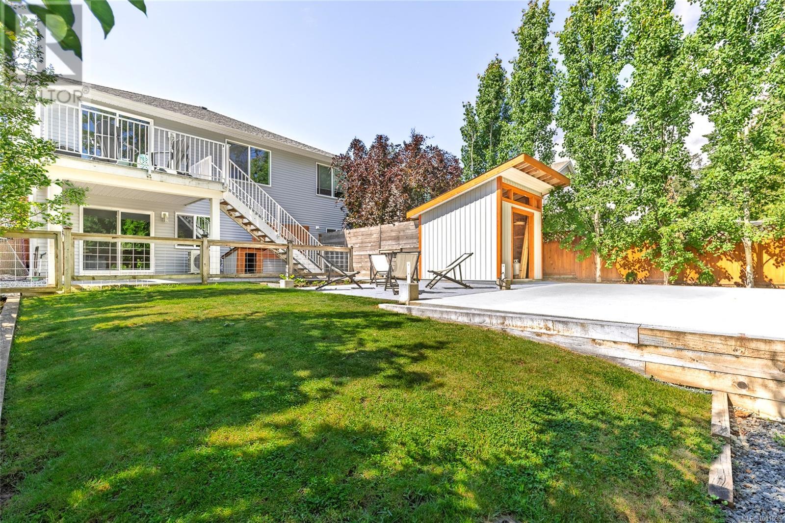 Property at 370 Cordan St image 5