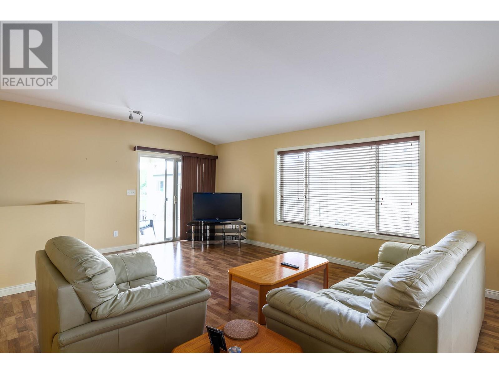 Property at 11392 Lodge Road Unit# 13 image 4