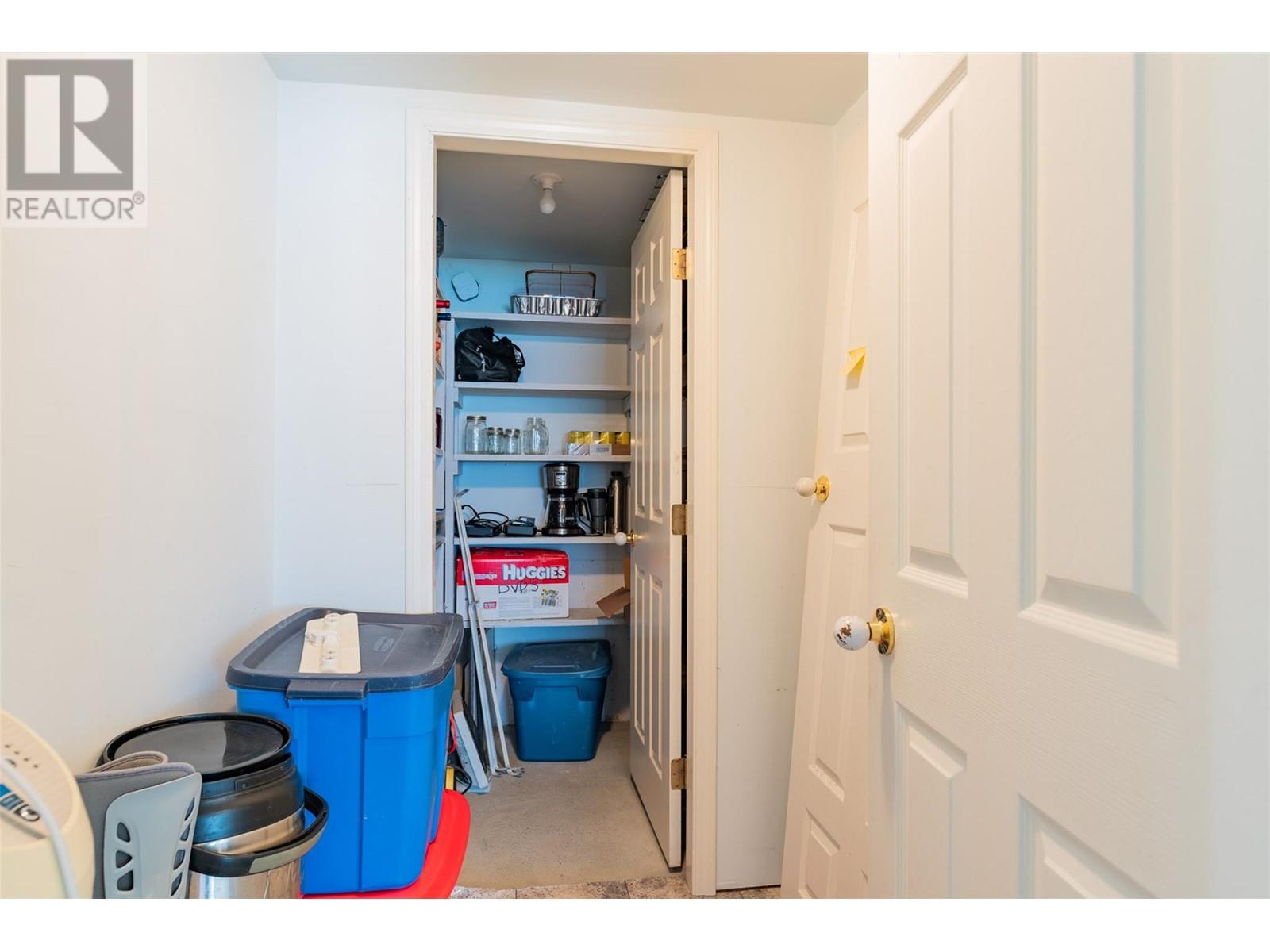 1621 Highway 3a Highway, Castlegar, BC V1N4N3