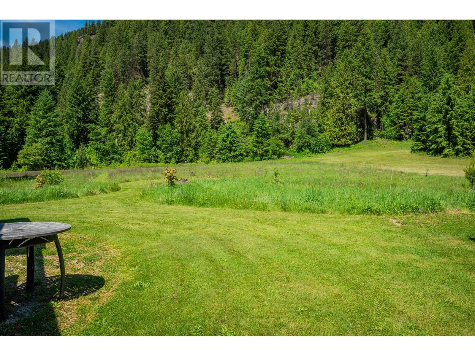 1621 Highway 3a Highway, Castlegar, British Columbia  V1N 4N3 - Photo 72 - 10350131