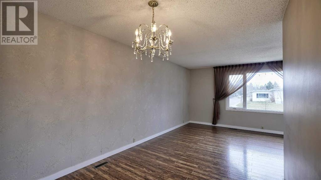 219 Rundleview Drive Ne, Calgary, Alberta  T1Y 1H7 - Photo 20 - A2220052