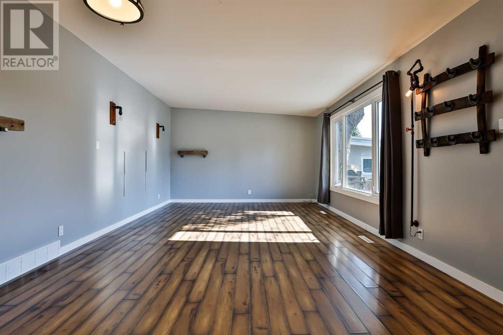 2110 20 Street S, Lethbridge, Alberta  T1K 2G8 - Photo 10 - A2226172