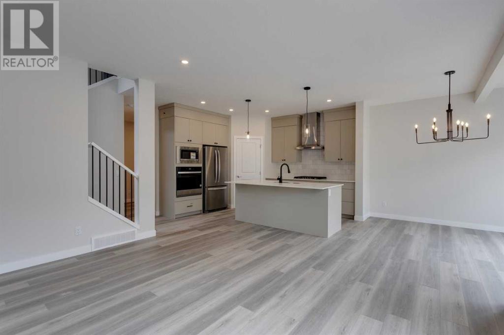 304 Edith Place Nw, Calgary, Alberta  T3R 2E1 - Photo 8 - A2187772