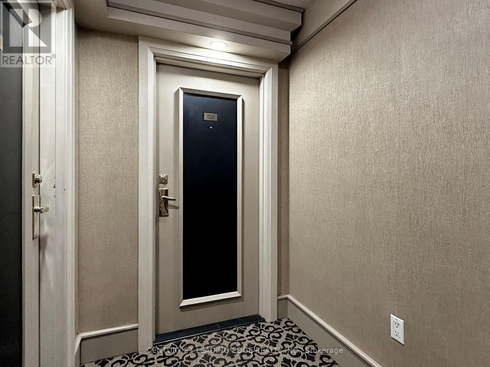 1501 - 909 Bay Street, Toronto, Ontario  M5S 3G2 - Photo 26 - C12186030