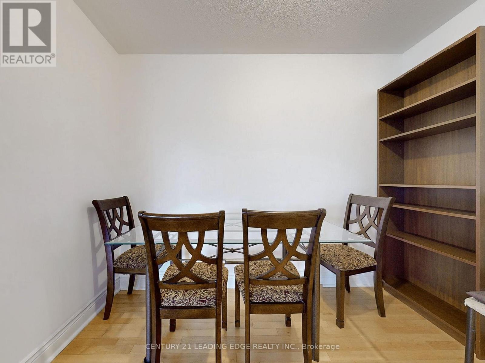 1501 - 909 Bay Street, Toronto, Ontario  M5S 3G2 - Photo 7 - C12186030