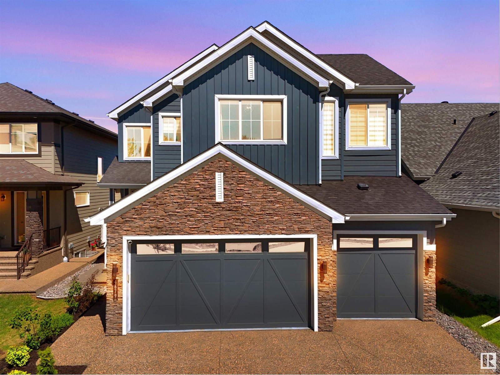 4679 Chegwin Wd Sw, Edmonton, Alberta  T6W 4A7 - Photo 1 - E4439599