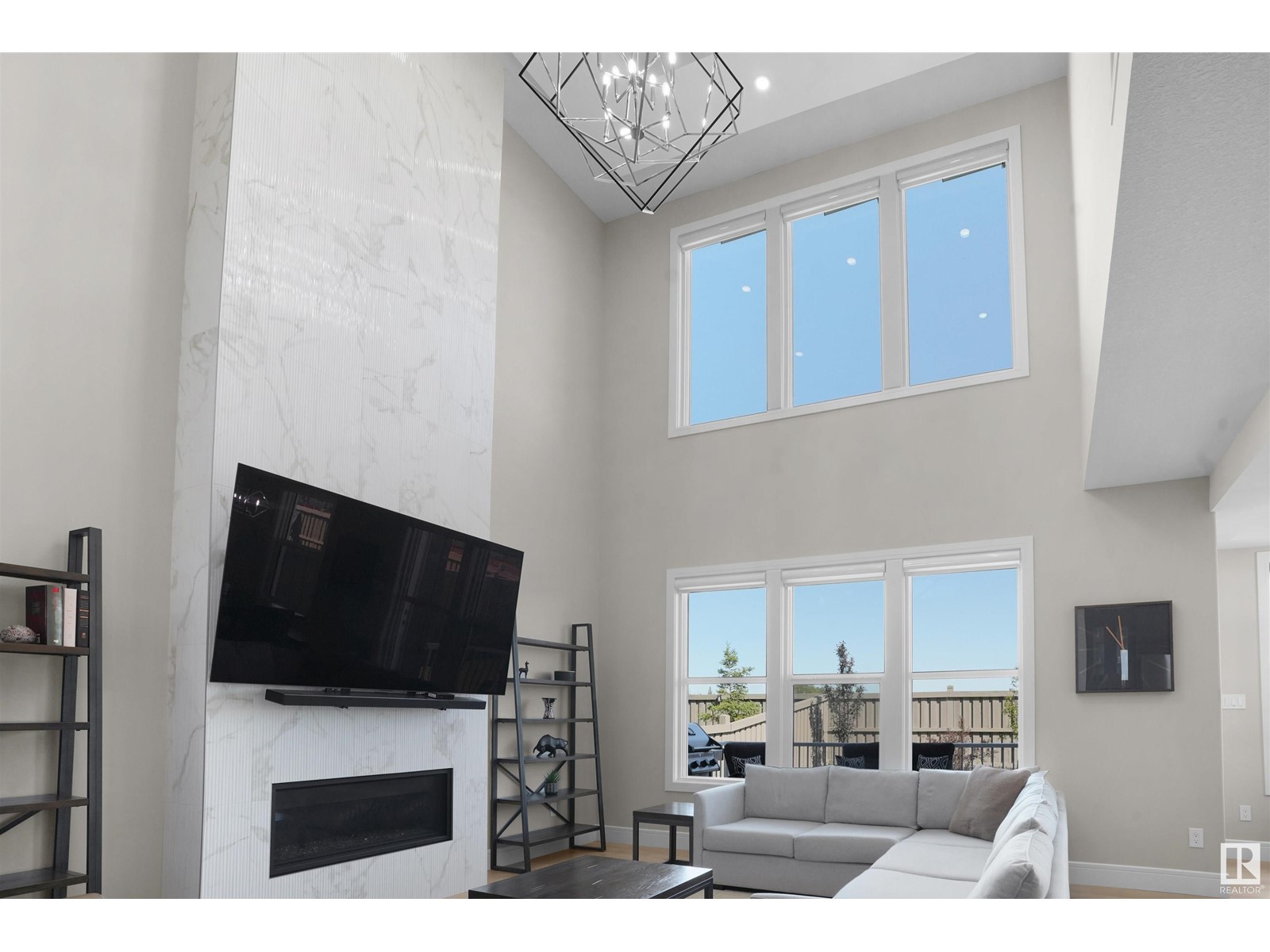 4679 Chegwin Wd Sw, Edmonton, Alberta  T6W 4A7 - Photo 6 - E4439599