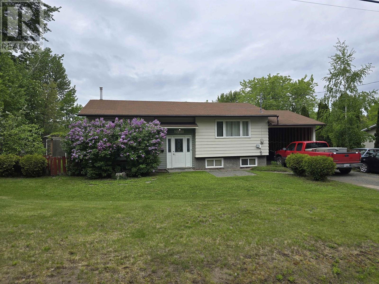 Property at 3585 CLEARWOOD CRESCENT image 1