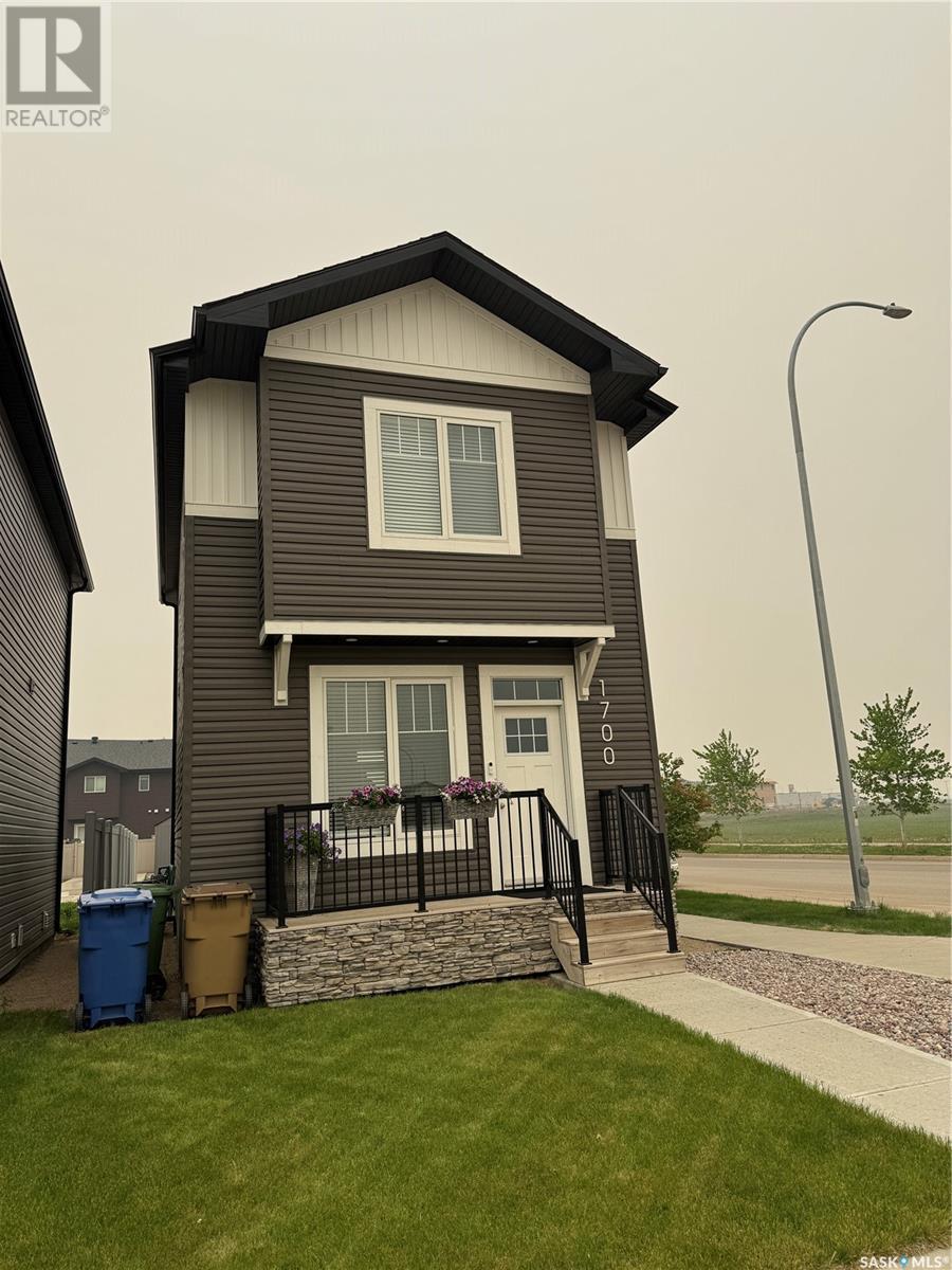 1700 West Market Street, Regina, Saskatchewan  S4Y 0G3 - Photo 1 - SK007814
