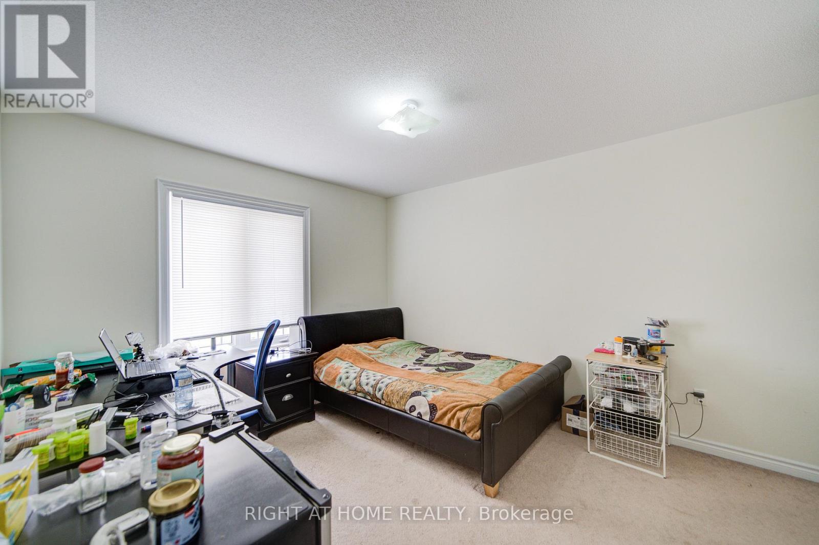 26 Pearl Street, Wasaga Beach, Ontario  L9Z 1J6 - Photo 33 - S12186054