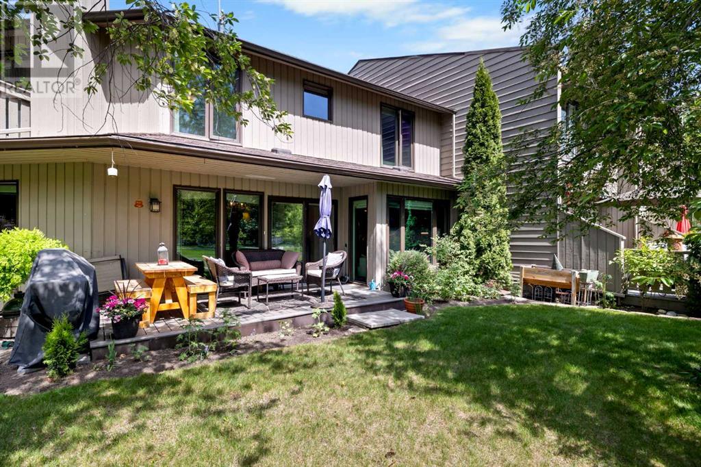 3843 Point Mckay Road Nw, Calgary, Alberta  T3B 4V7 - Photo 1 - A2226189