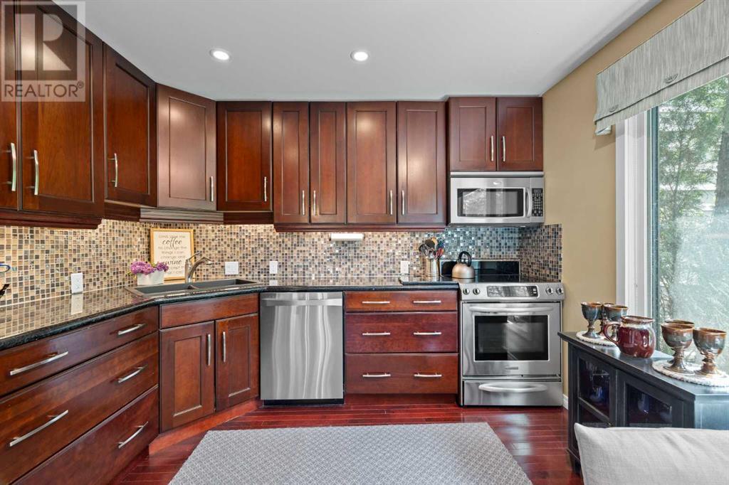3843 Point Mckay Road Nw, Calgary, Alberta  T3B 4V7 - Photo 12 - A2226189