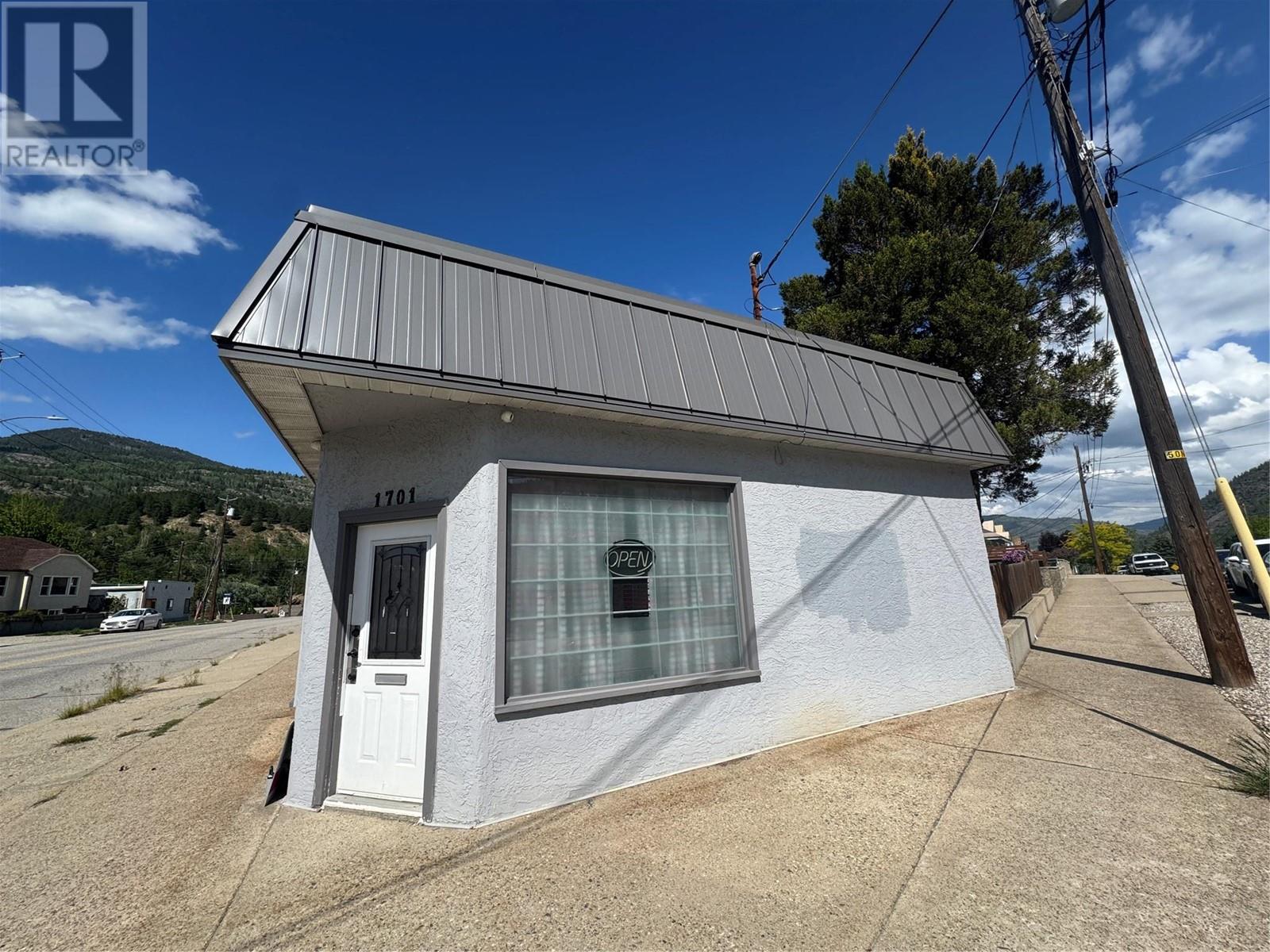 1701 Third Avenue, Trail, British Columbia  V1R 1R1 - Photo 16 - 10348077