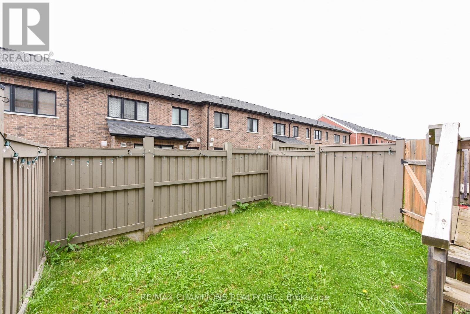 57 Fann Drive, Brampton (Northwest Brampton), Ontario  L7A 4L3 - Photo 43 - W12186046