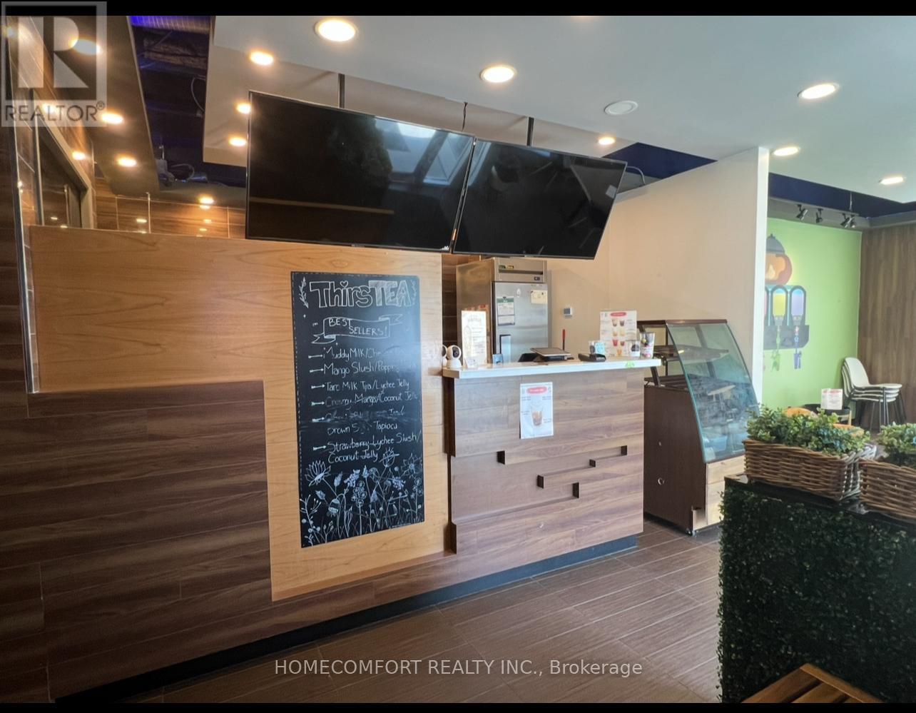 26-3 - 26 Dundas Street E, Mississauga (Cooksville), Ontario  L5A 1W2 - Photo 4 - W12186053