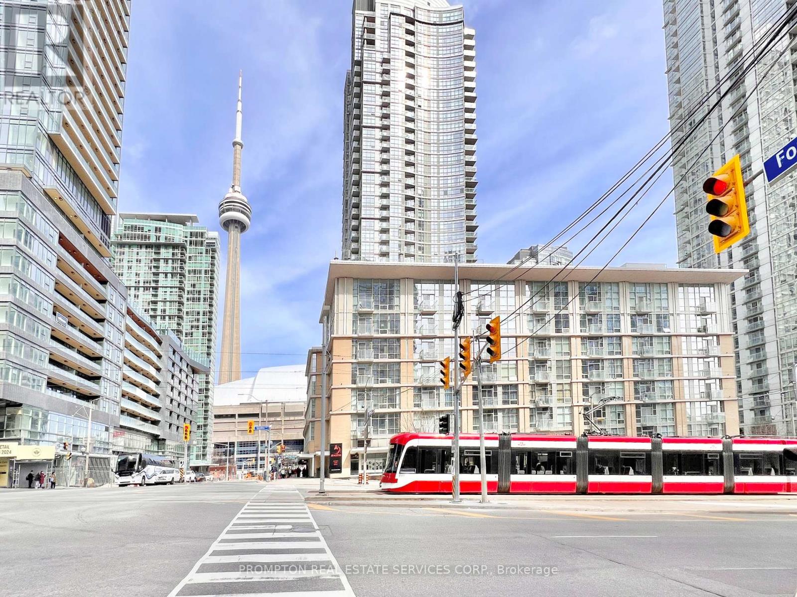 203 - 9 SPADINA AVENUE, Toronto, Ontario