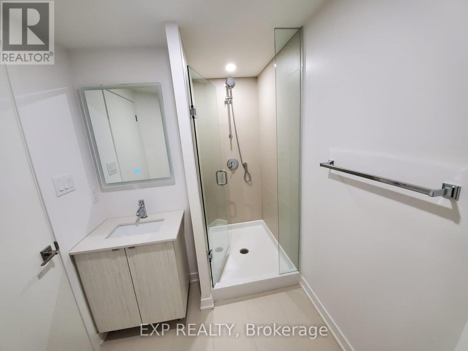 208 - 1401 O'connor Drive, Toronto, Ontario  M4B 2V5 - Photo 14 - E12119923