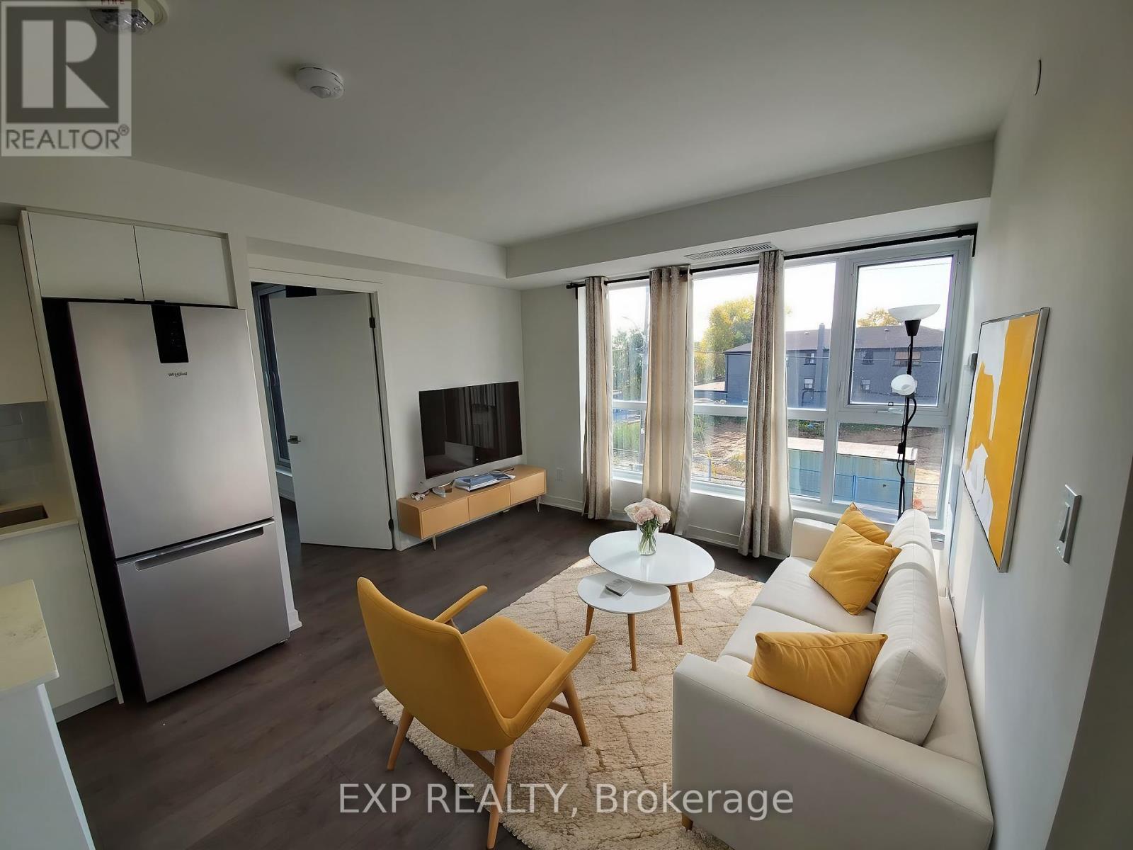 208 - 1401 O'connor Drive, Toronto, Ontario  M4B 2V5 - Photo 5 - E12119923