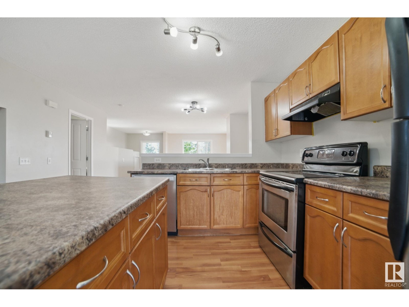 #6 3075 Trelle Cr Nw, Edmonton, Alberta  T6R 3V5 - Photo 10 - E4439604