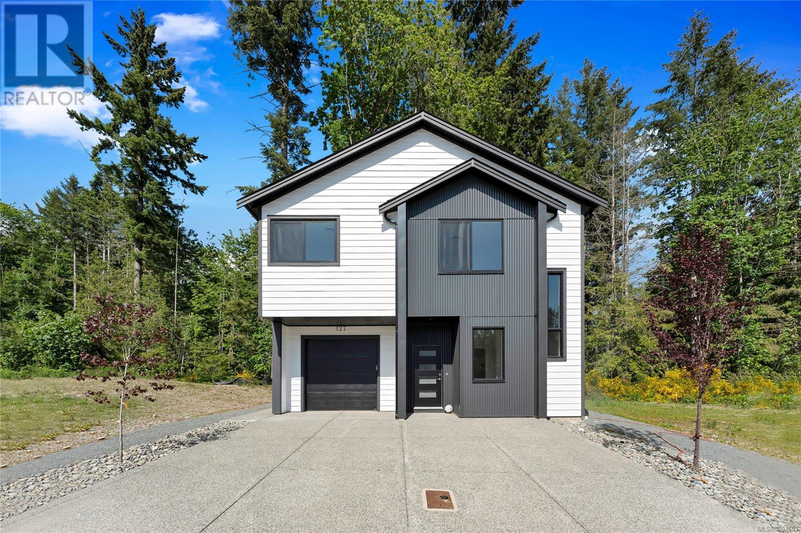 Property at 127 Heritage Creek Dr image 1