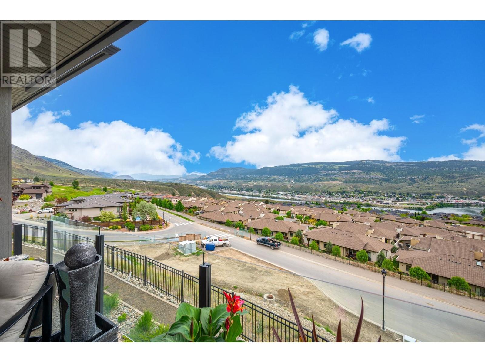 Property at 4040 Rio Vista Way image 4