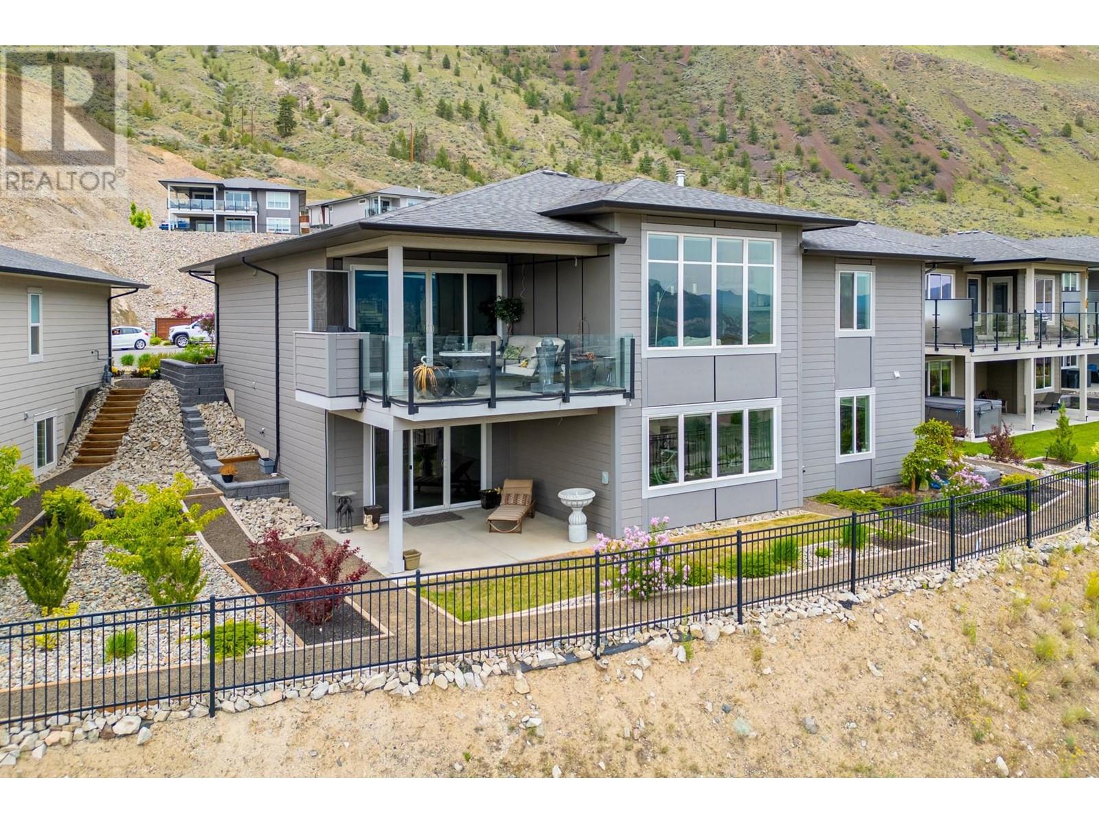 4040 Rio Vista Way, Kamloops, BC V2H0E1