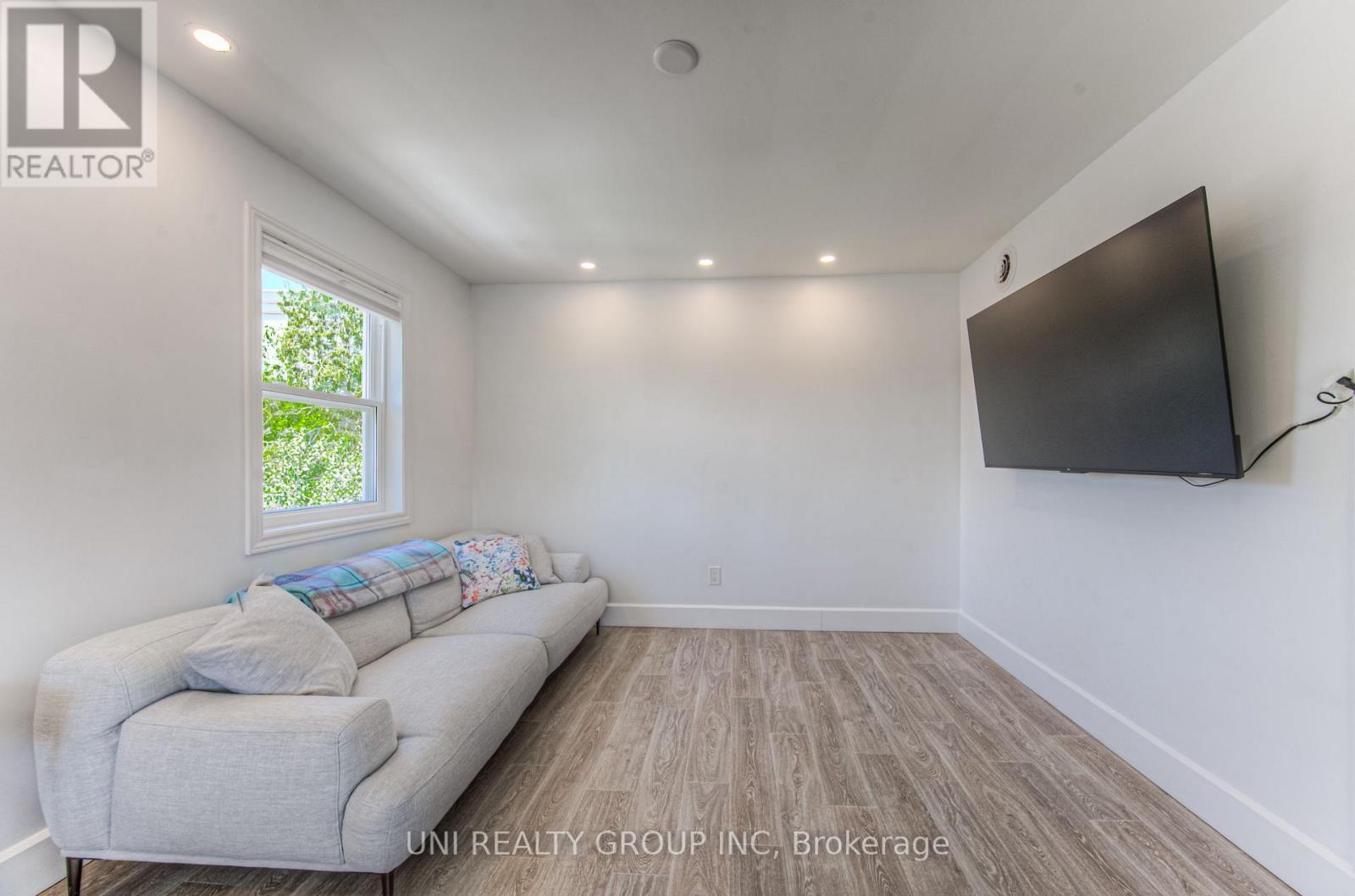 251 Margaret Avenue, Kitchener, Ontario  N2H 4J6 - Photo 33 - X12186100