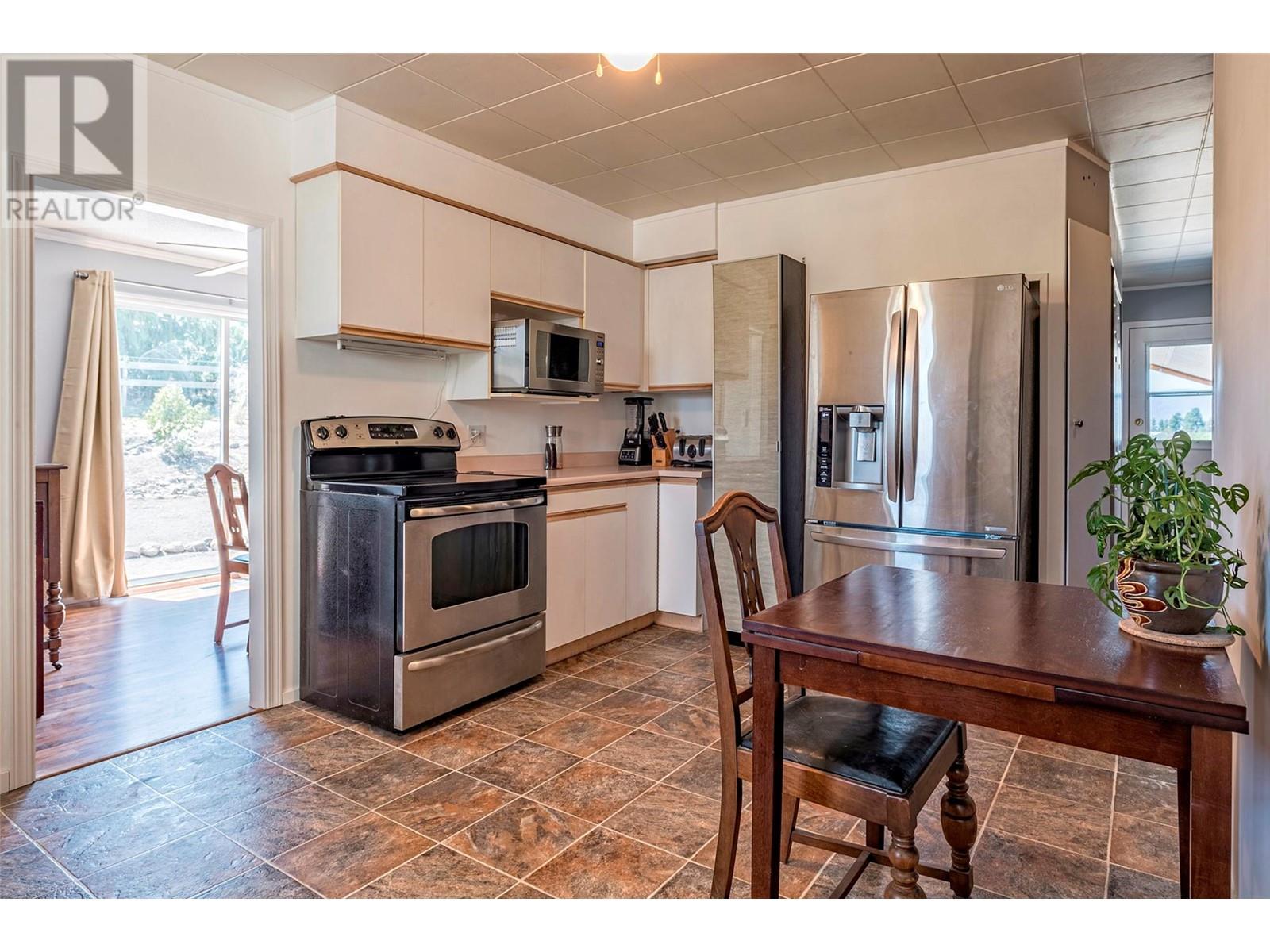 3990 Senger Road, Kelowna, British Columbia  V1W 4S8 - Photo 21 - 10335764