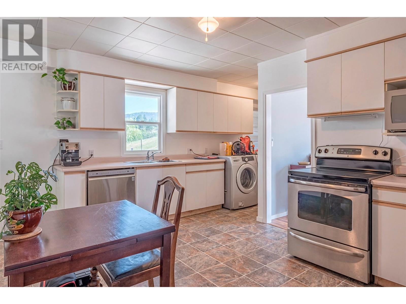 3990 Senger Road, Kelowna, British Columbia  V1W 4S8 - Photo 22 - 10335764