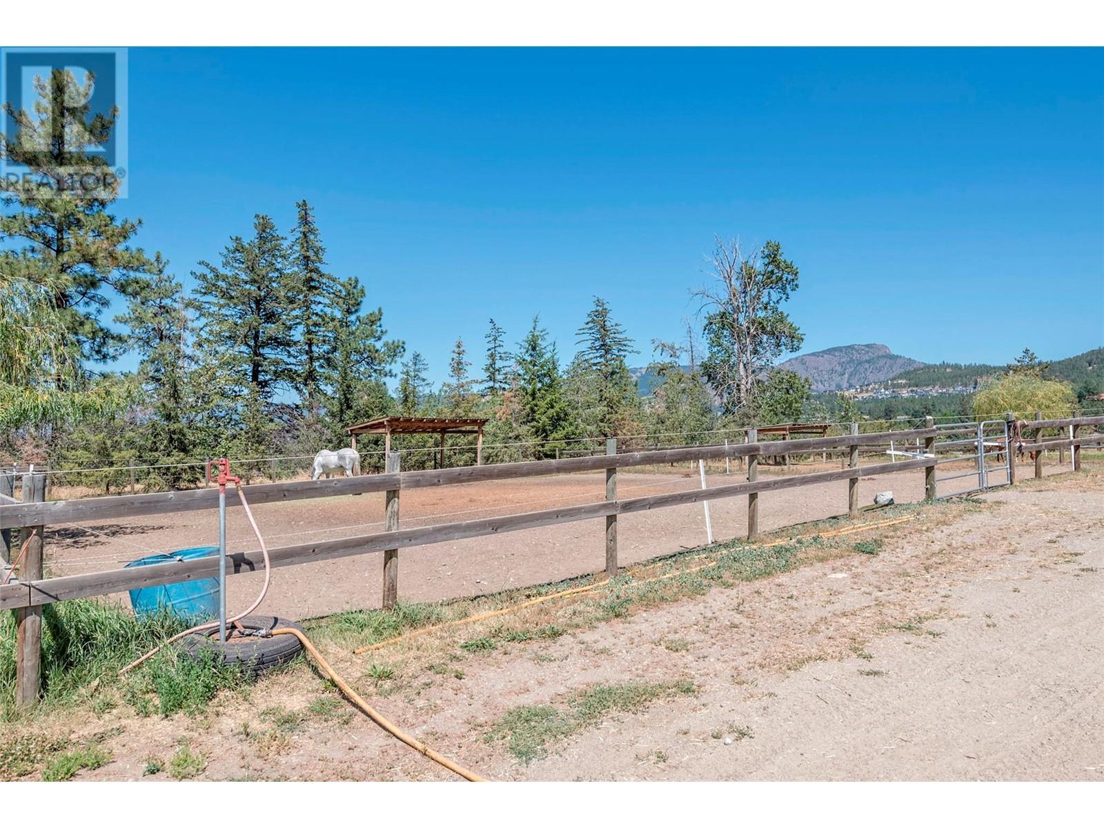 3990 Senger Road, Kelowna, British Columbia  V1W 4S8 - Photo 44 - 10335765
