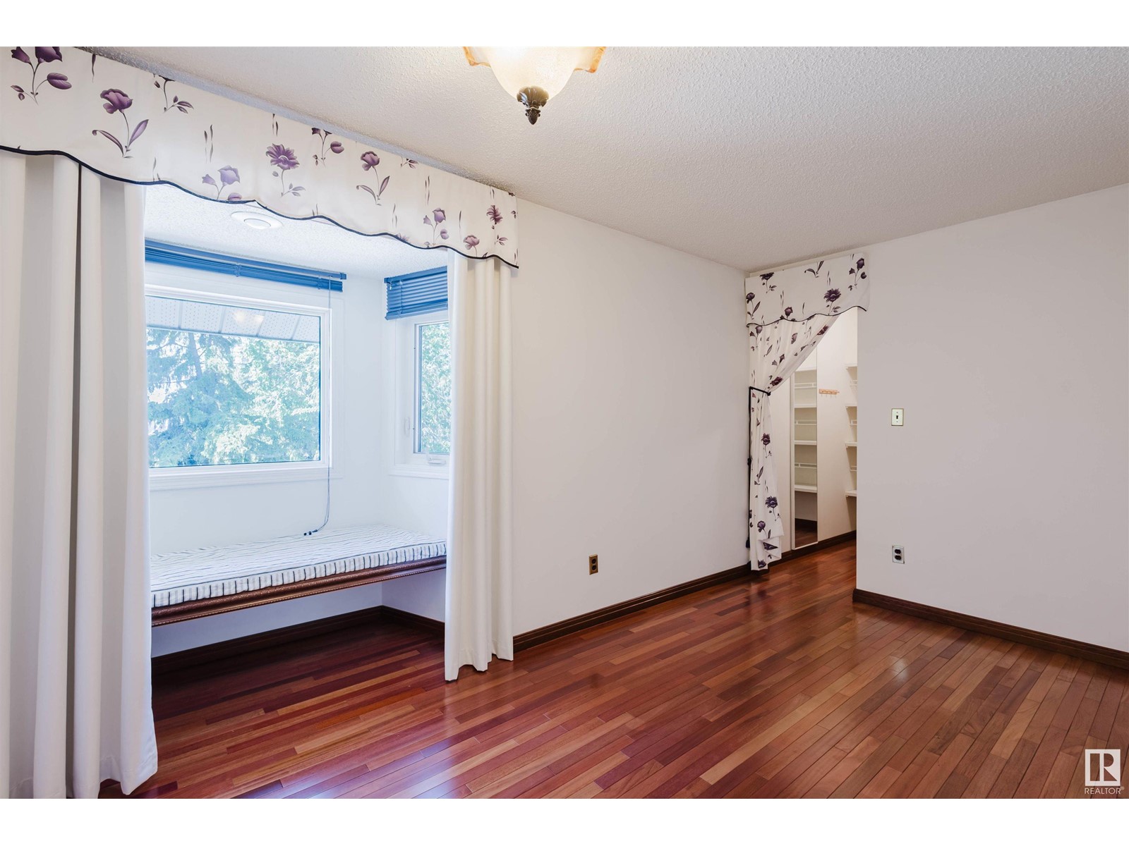 10552 16 Av Nw, Edmonton, Alberta  T6J 5H9 - Photo 42 - E4439121