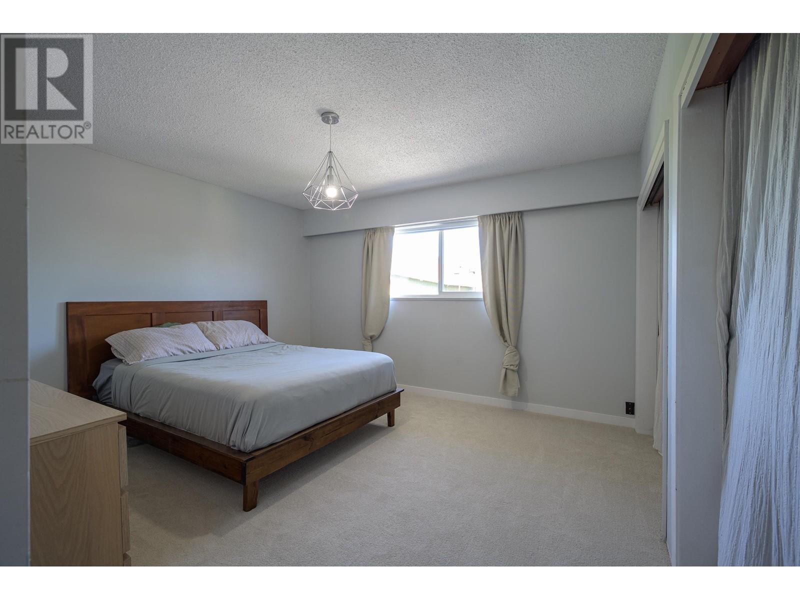 5031 44b Avenue, Ladner, British Columbia  V4K 1J2 - Photo 19 - R3009024