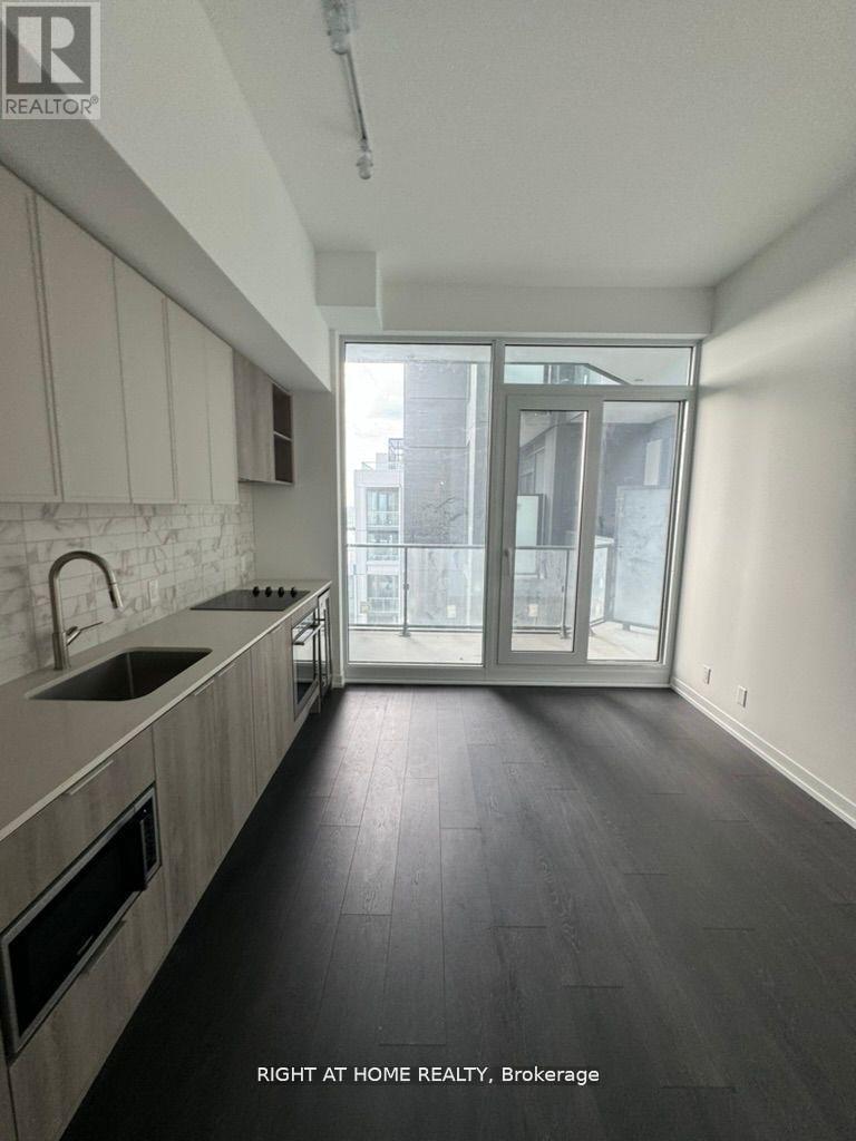 935 - 2020 BATHURST STREET, Toronto, Ontario