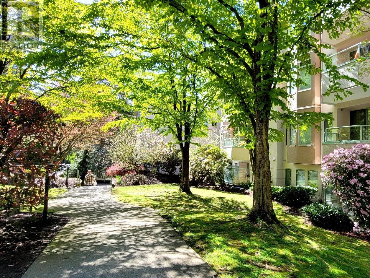 204 6737 STATION HILL COURT, Burnaby, British Columbia