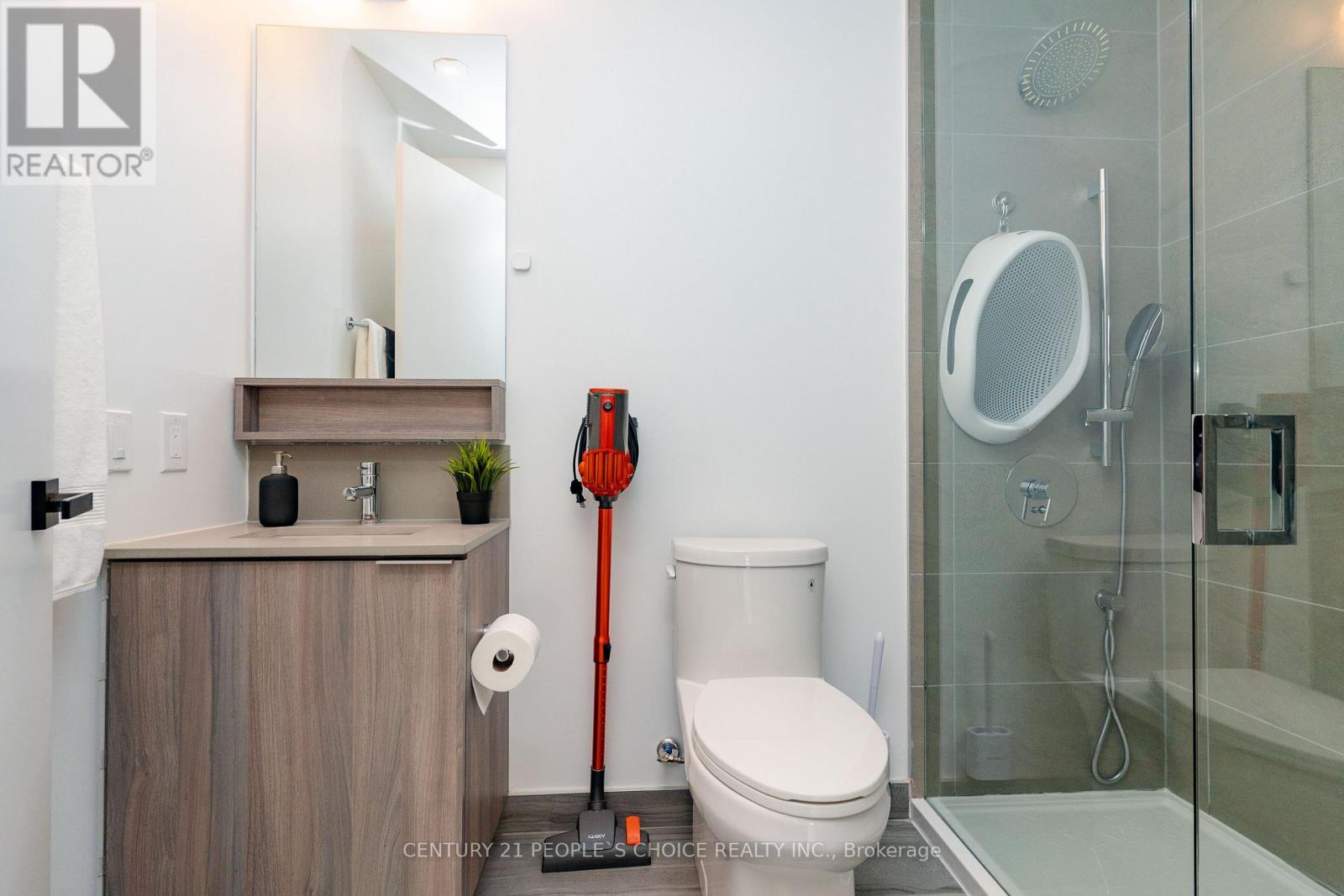 205 - 950 Portage Parkway, Vaughan, Ontario  L4K 0J7 - Photo 34 - N12184322