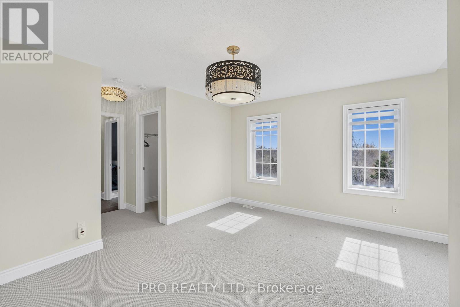 3 Kettle Valley Trail, King, Ontario  L7B 0A6 - Photo 38 - N12186088