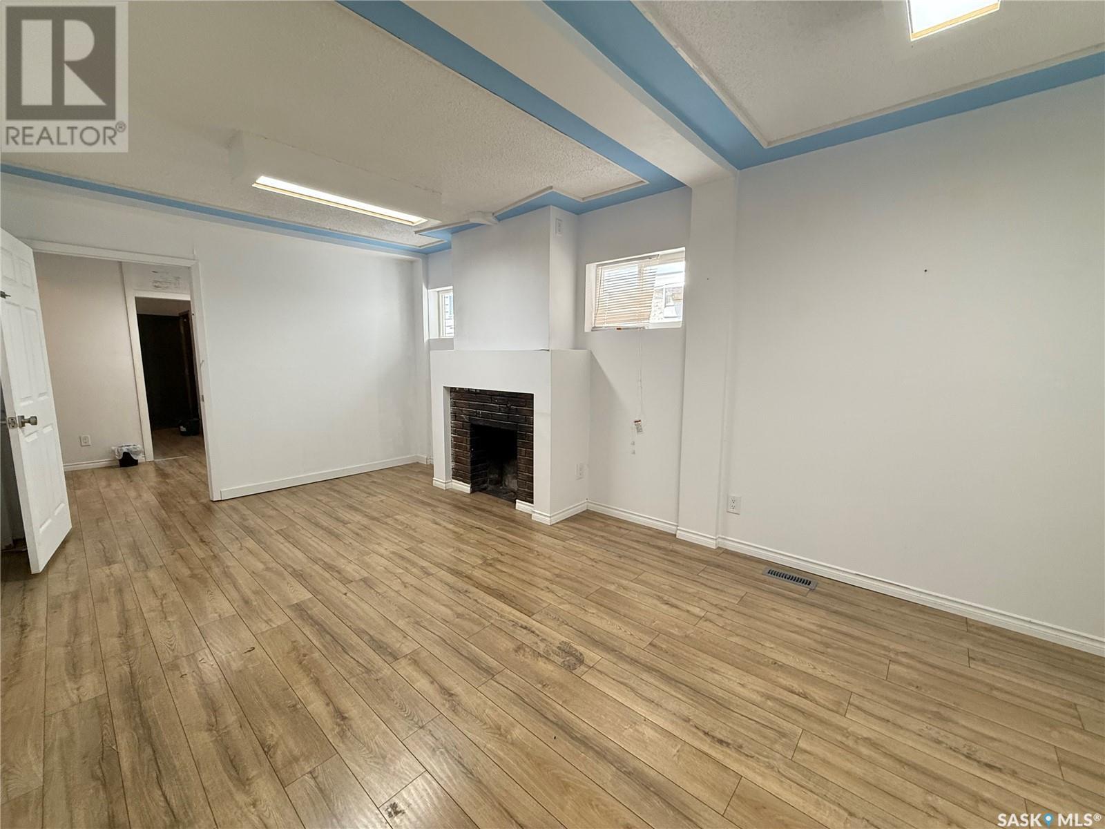2919 Dewdney Avenue, Regina, Saskatchewan  S4T 0Y1 - Photo 3 - SK007724