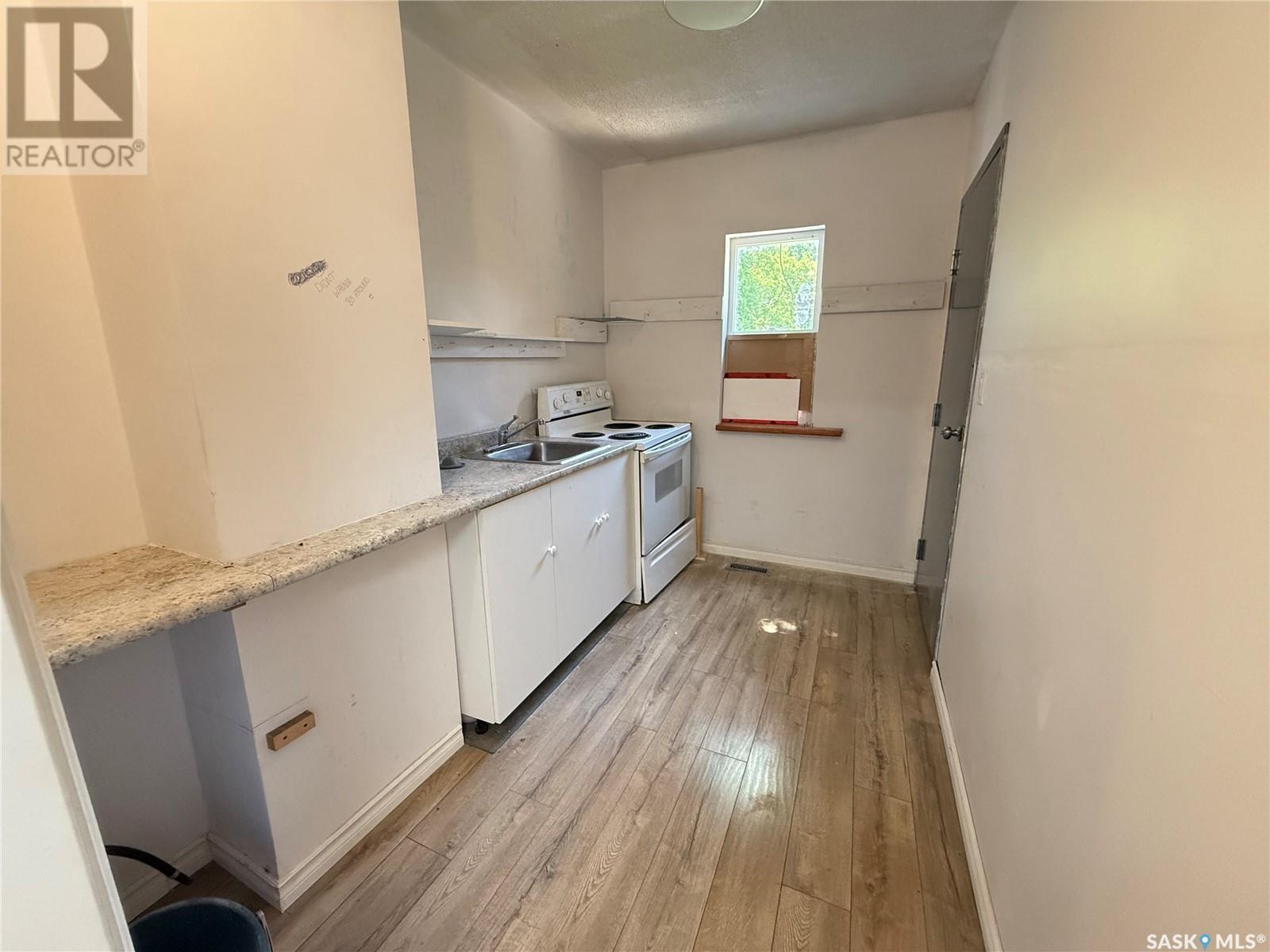2919 Dewdney Avenue, Regina, Saskatchewan  S4T 0Y1 - Photo 5 - SK007724