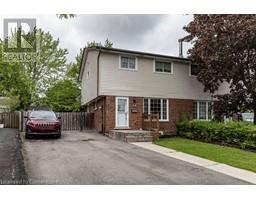 13 CLEVELAND Place, Hamilton, Ontario