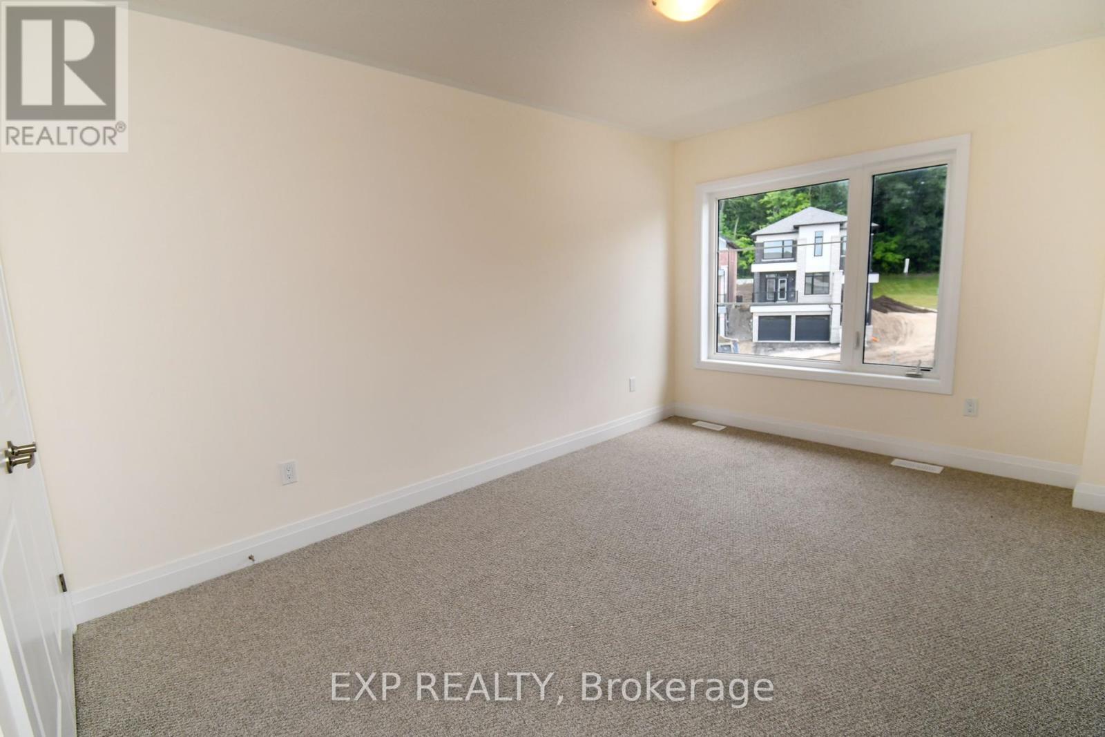 56 Bearberry Road, Springwater, Ontario  L0L 1Y3 - Photo 20 - S12186071