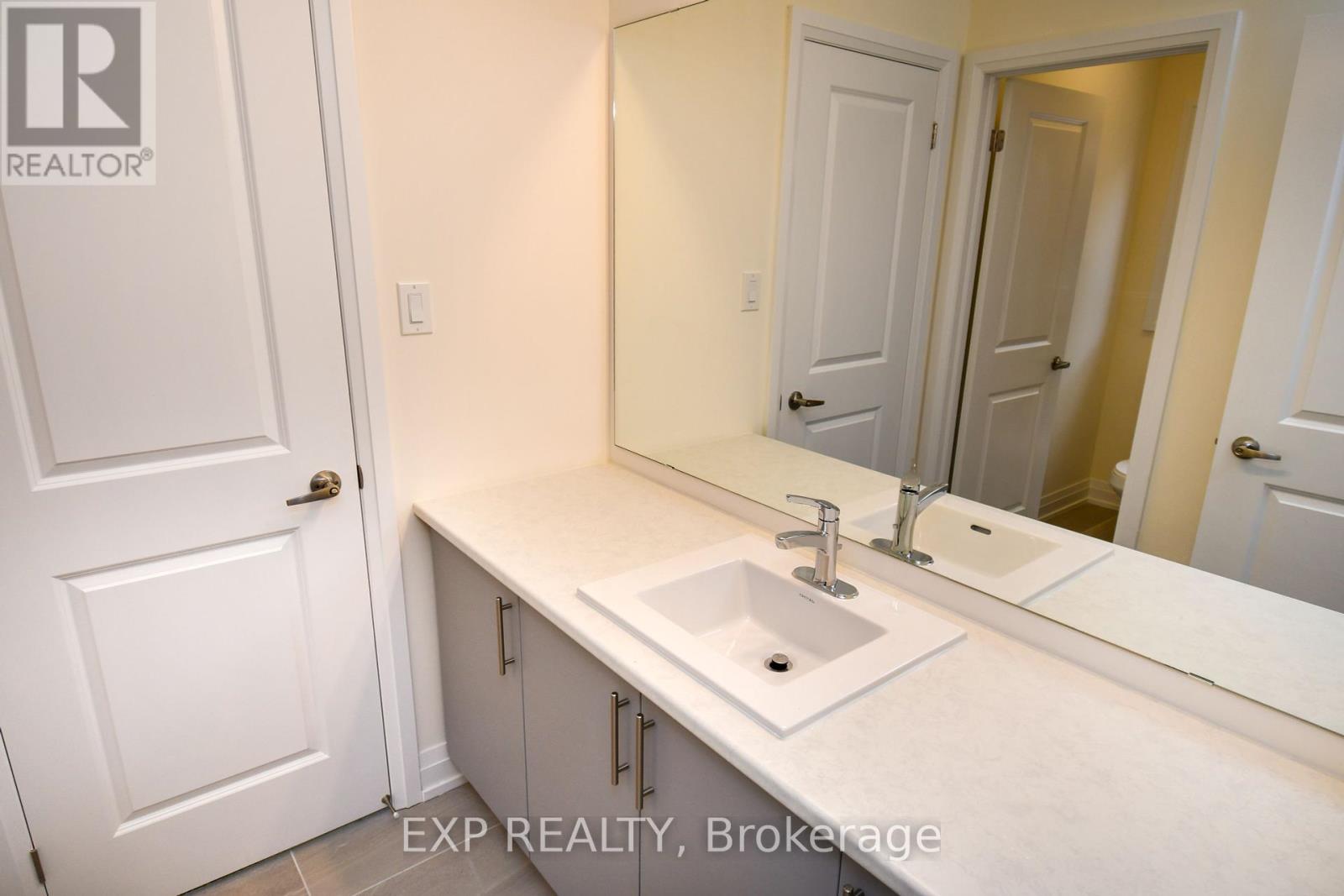 56 Bearberry Road, Springwater, Ontario  L0L 1Y3 - Photo 26 - S12186071