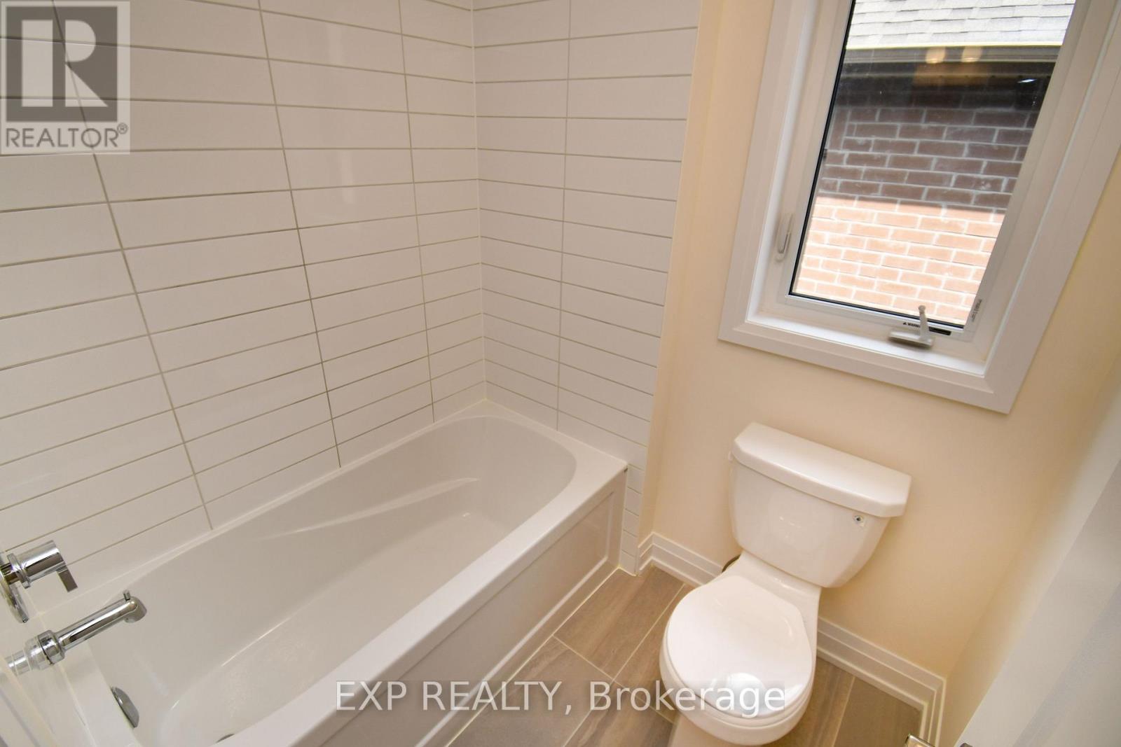 56 Bearberry Road, Springwater, Ontario  L0L 1Y3 - Photo 27 - S12186071