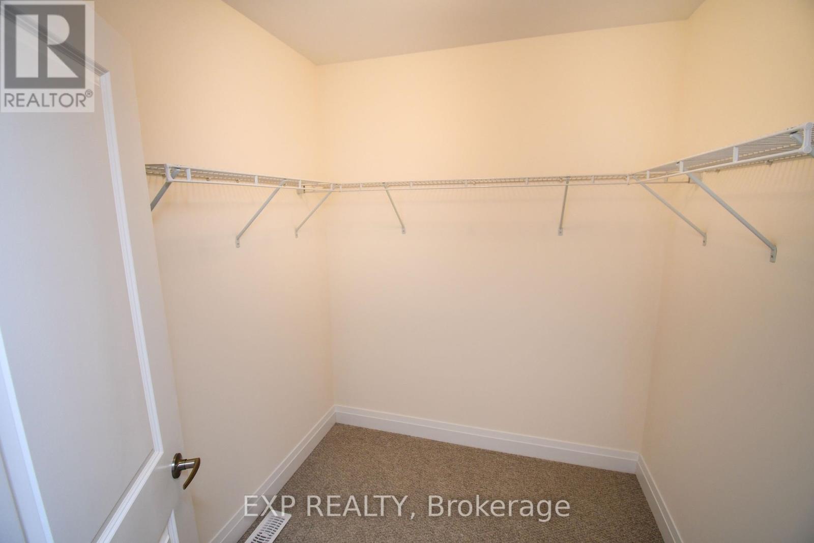 56 Bearberry Road, Springwater, Ontario  L0L 1Y3 - Photo 32 - S12186071