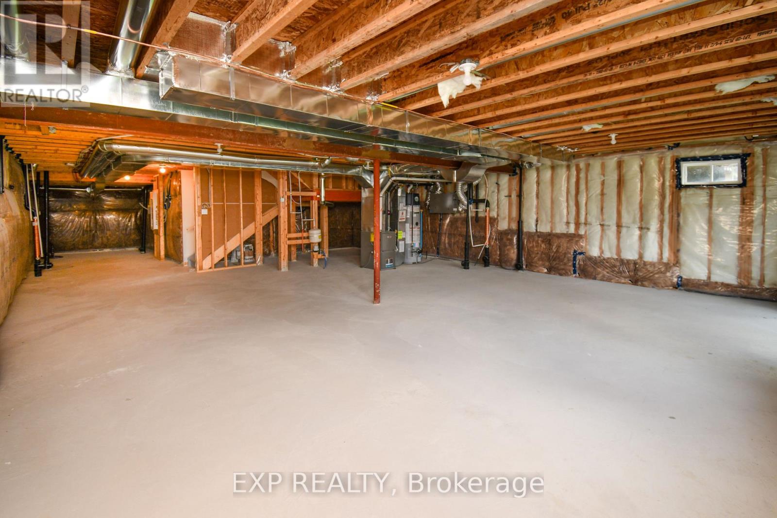56 Bearberry Road, Springwater, Ontario  L0L 1Y3 - Photo 38 - S12186071