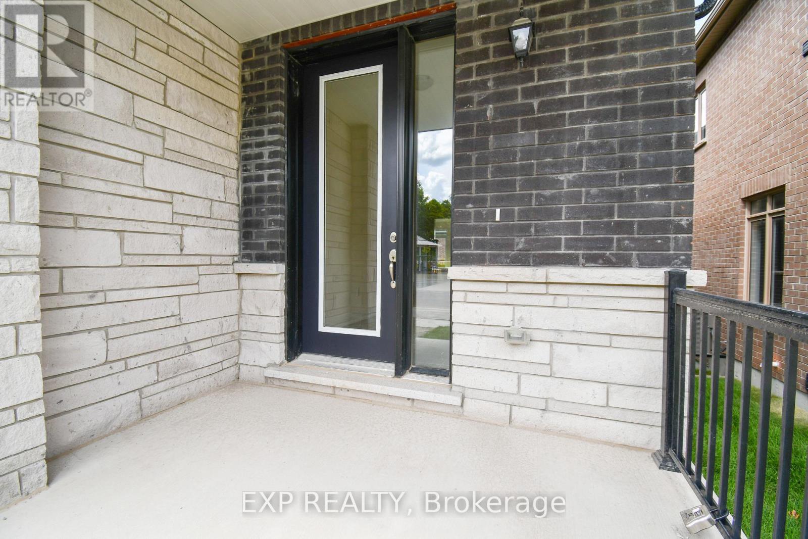 56 Bearberry Road, Springwater, Ontario  L0L 1Y3 - Photo 6 - S12186071