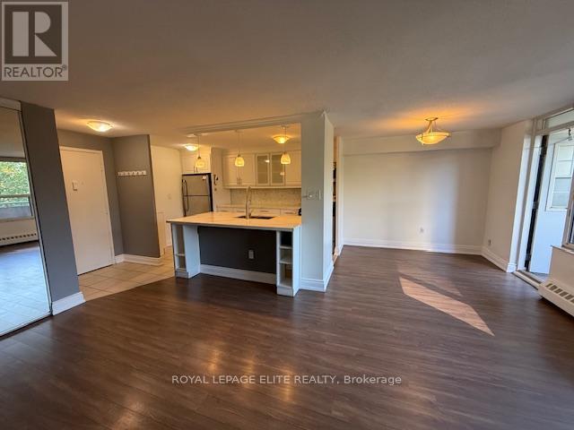 310 - 3120 Kirwin Avenue, Mississauga (Cooksville), Ontario  L5A 3R2 - Photo 12 - W12186079
