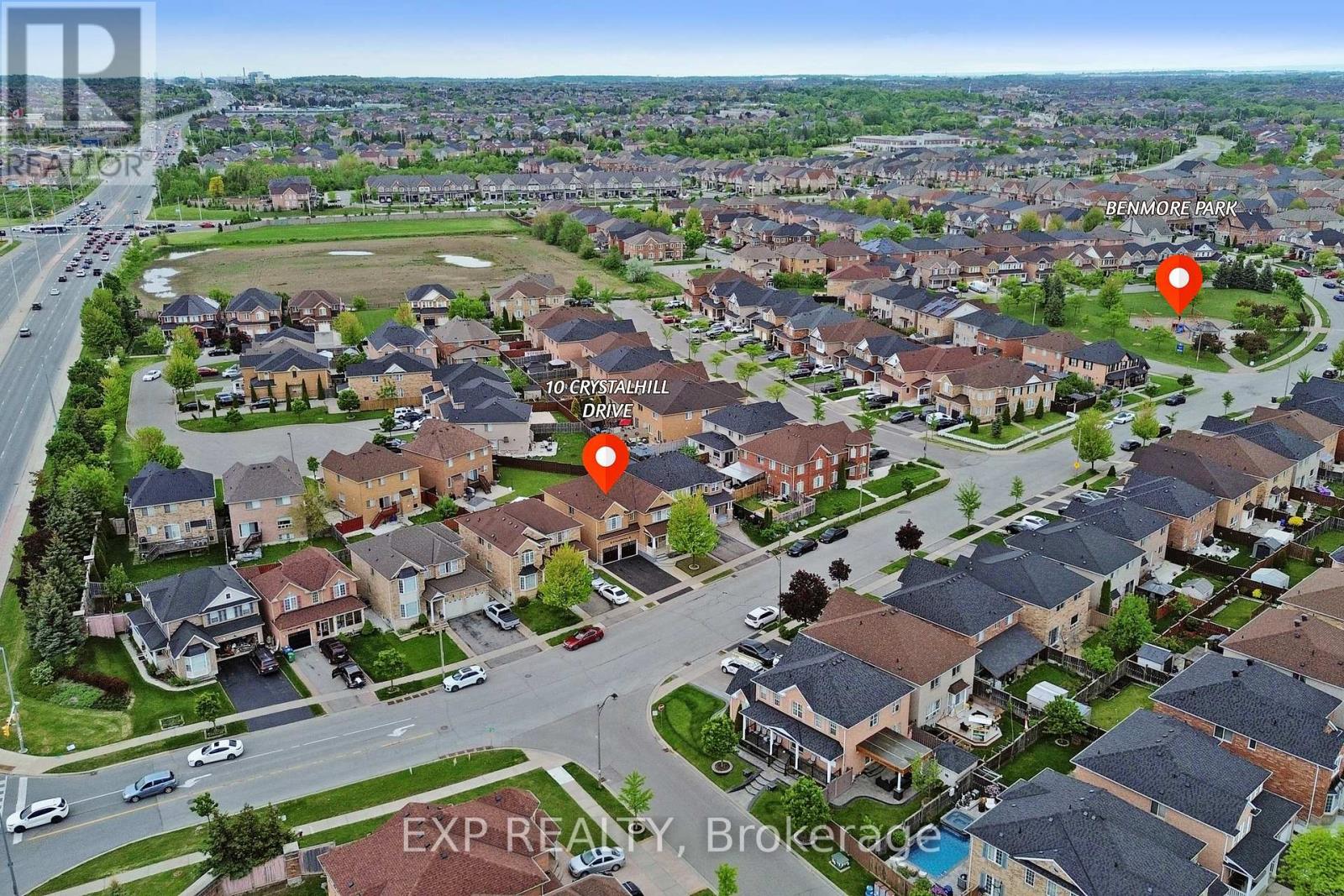 10 Crystalhill Drive, Brampton (Vales Of Castlemore), Ontario  L6P 2T1 - Photo 2 - W12186087
