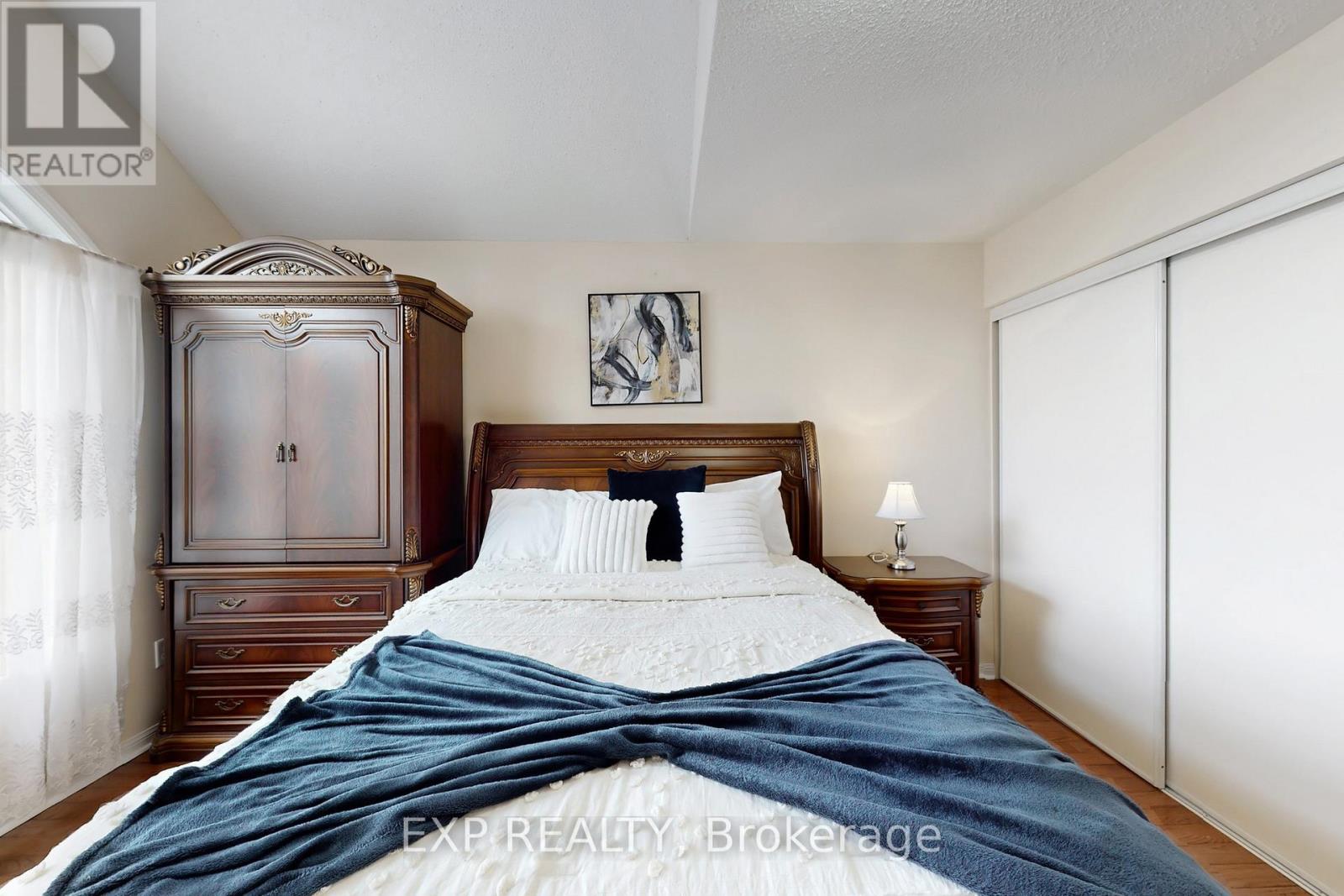 10 Crystalhill Drive, Brampton (Vales Of Castlemore), Ontario  L6P 2T1 - Photo 28 - W12186087