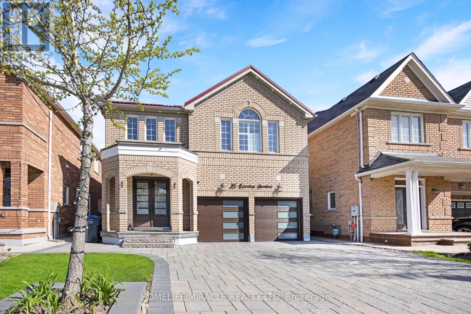 Property at 25 OPENBAY GARDENS image 2