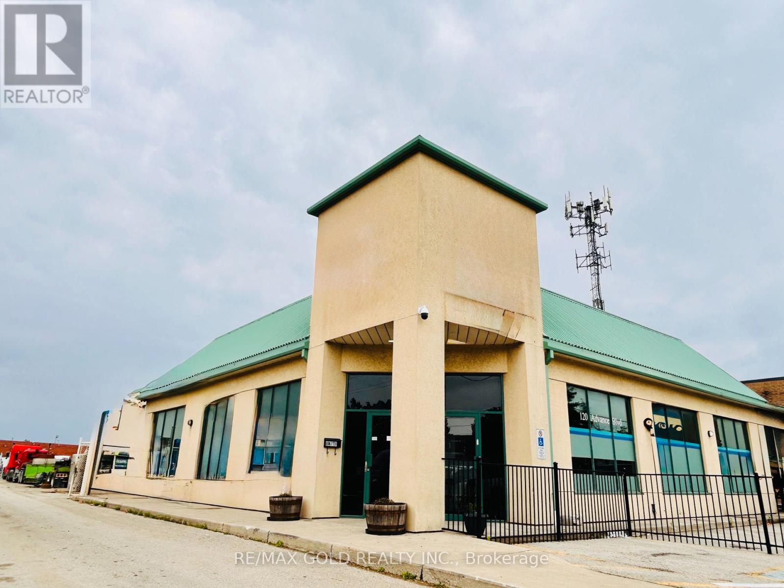 1 - 120 ADVANCE BOULEVARD, Brampton, Ontario